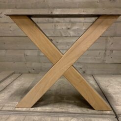 Eiken X-tafelpoot 10x10cm